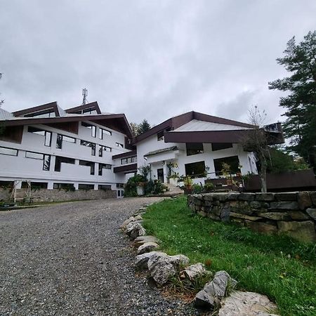 Randunica Hotel Văliug Eksteriør billede